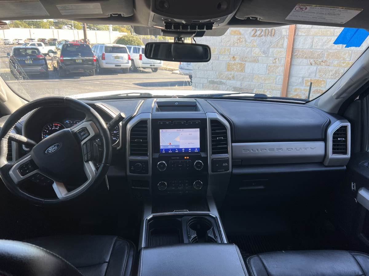 Used 2020 Ford F250 Lariat w/ Chrome Package image 10