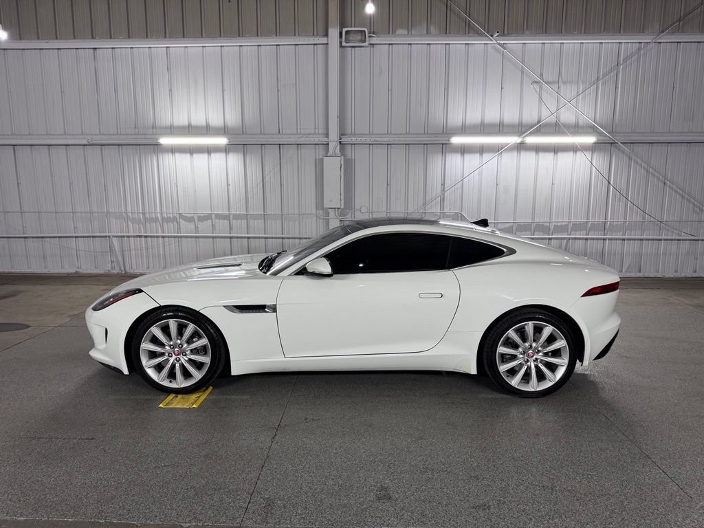 Used 2017 Jaguar F-TYPE Coupe RWD image 16