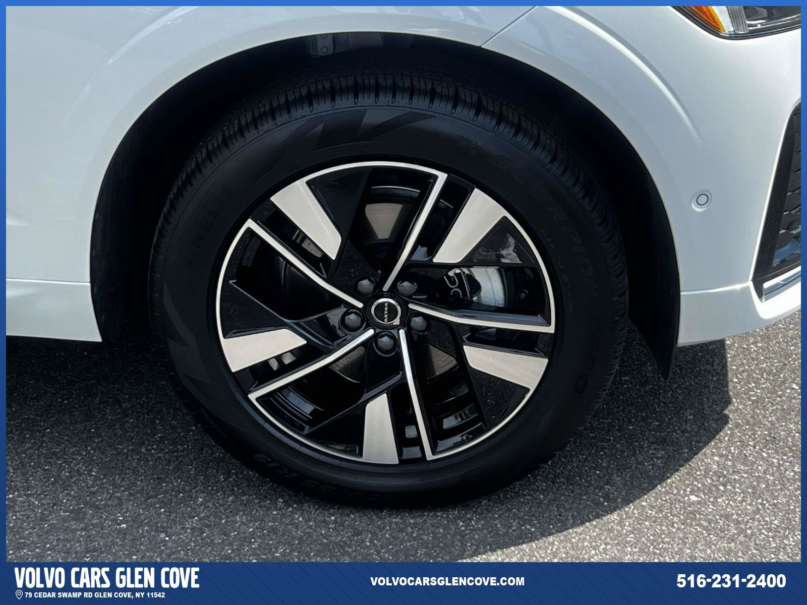 Used 2026 Volvo XC60 B5 Plus w/ Protection Package Premier AWD/4WD image 6