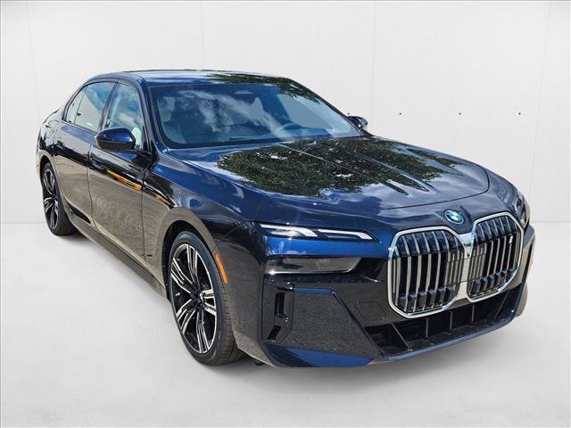 Used 2025 BMW i7 eDrive50 w/ M Sport Package image 3