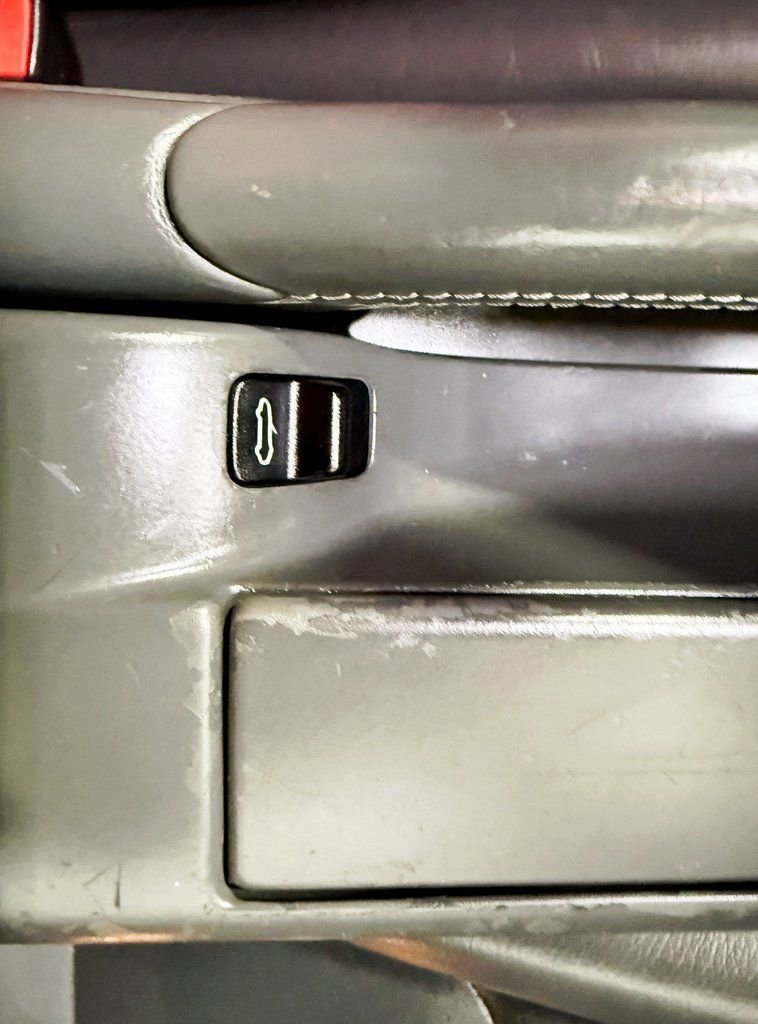 Used 2005 Porsche Boxster S RWD image 22