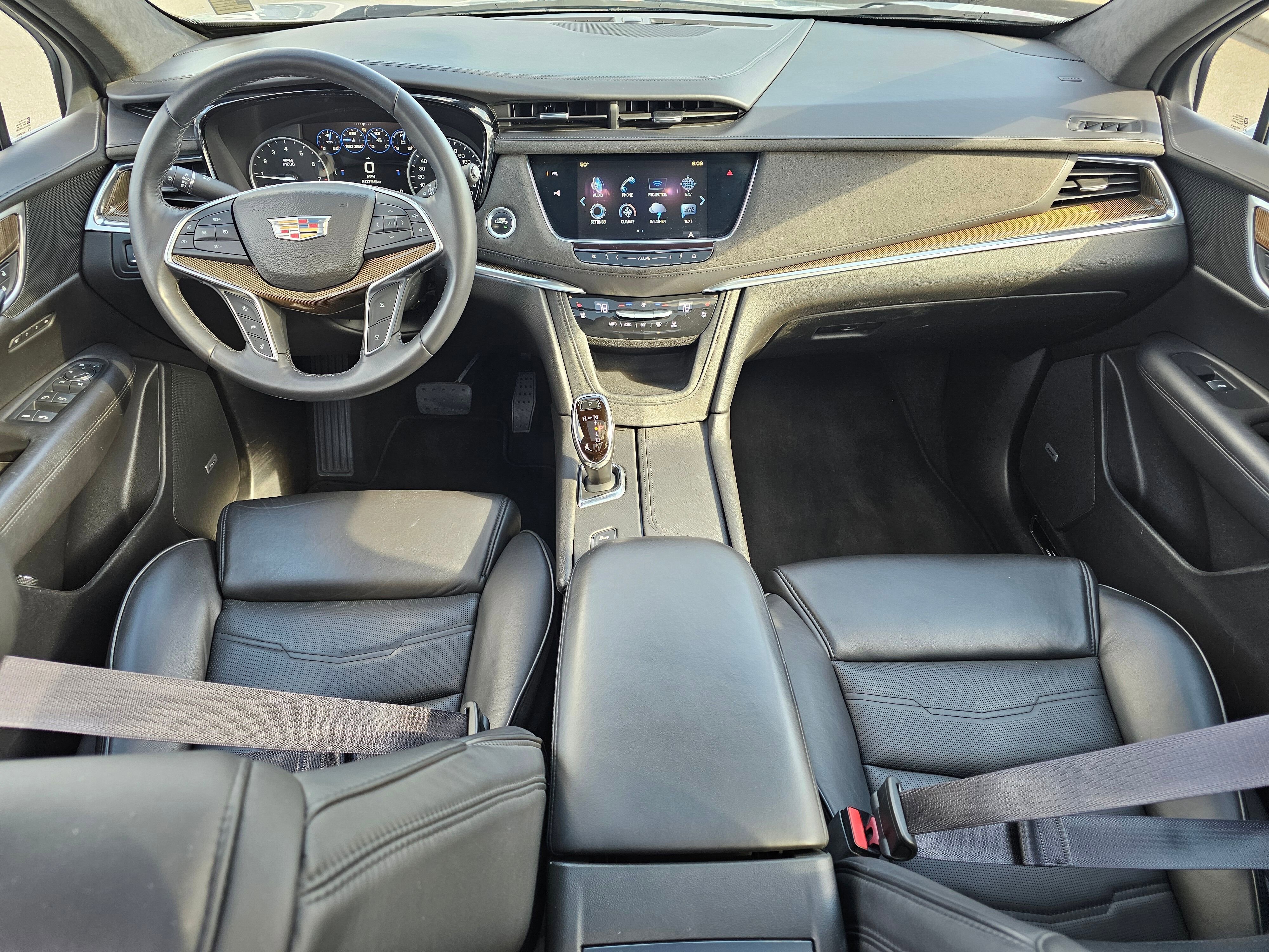 Used 2017 Cadillac XT5 Platinum w/ Driver Assist Package image 14