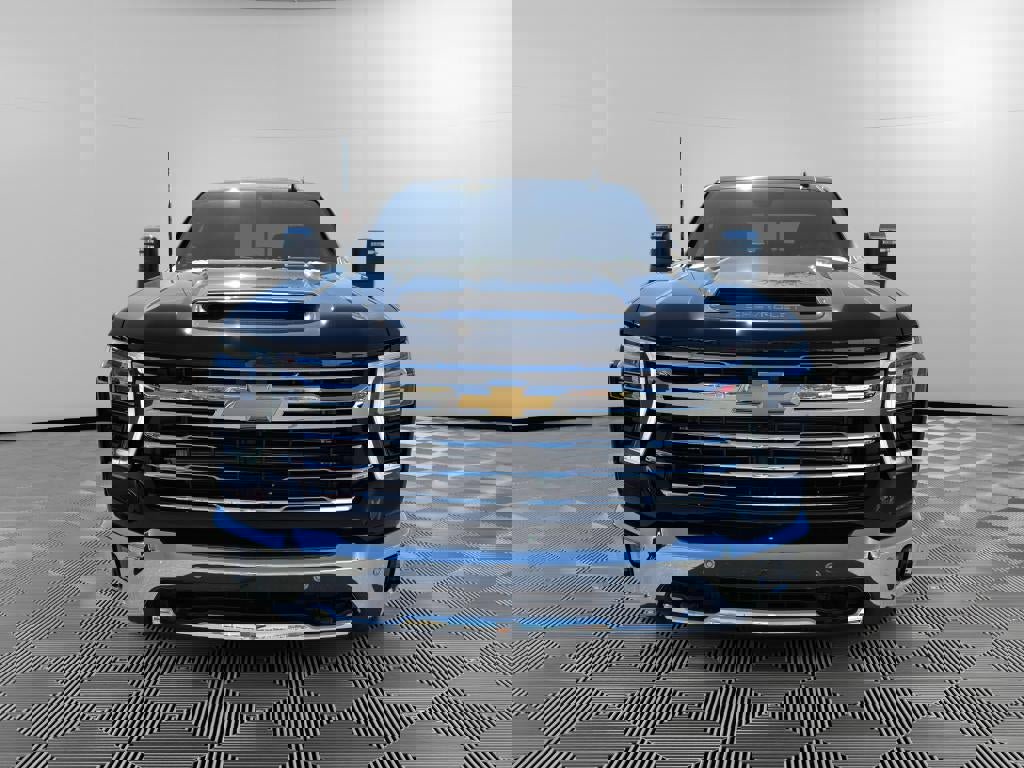 New 2026 Chevrolet Silverado 2500 LTZ image 2