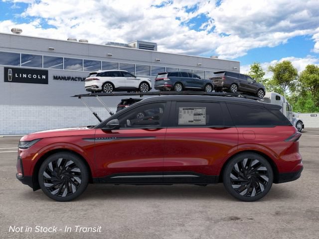 New 2026 Lincoln Nautilus Reserve w/ Jet Appearance Package AWD/4WD image 4