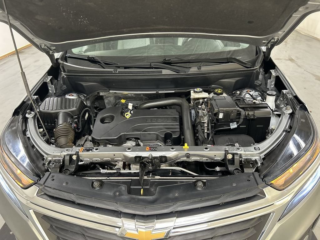 Used 2023 Chevrolet Equinox LS AWD/4WD image 23