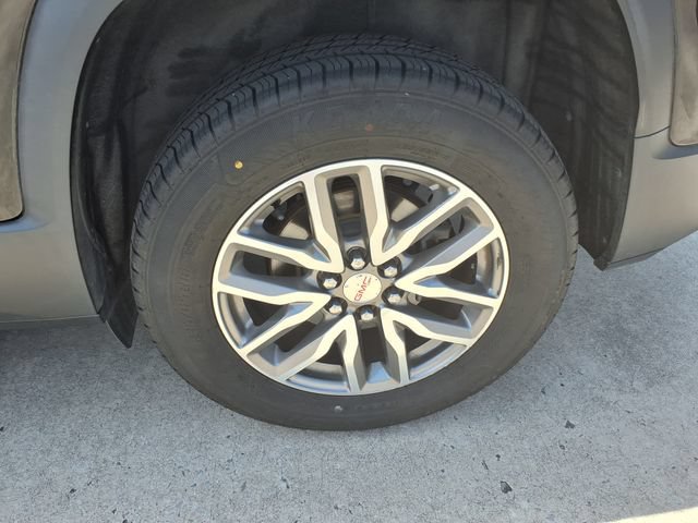 Used 2018 GMC Acadia SLE w/ LPO, Floor Liner Package AWD/4WD image 27