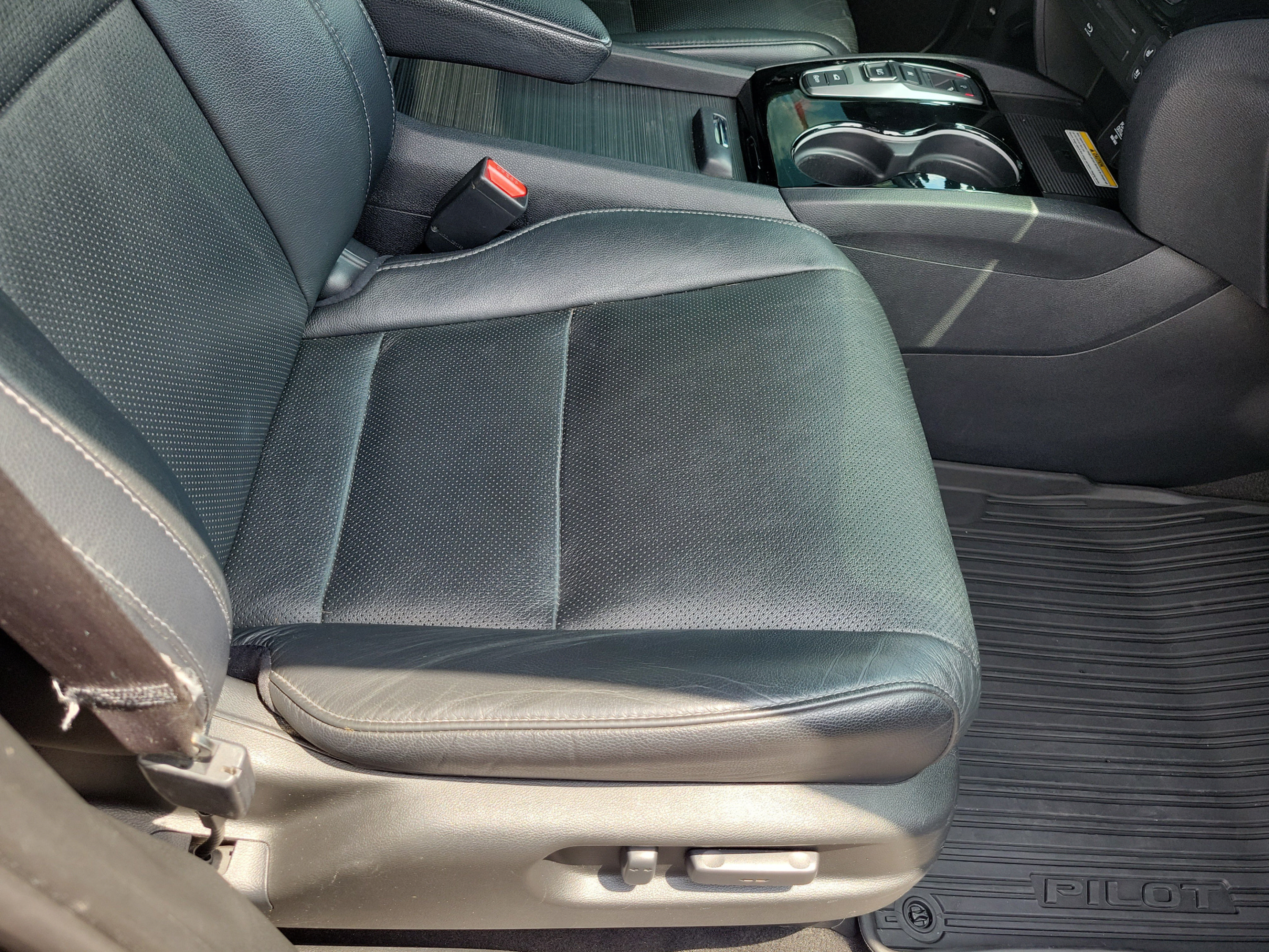 Certified 2019 Honda Pilot Elite image 19