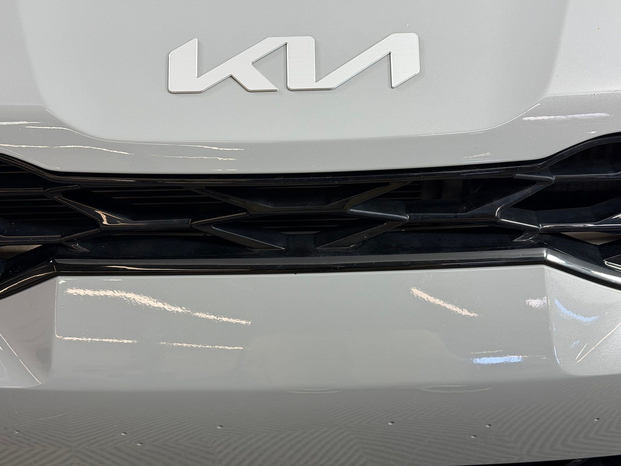 Used 2025 Kia K5 GT FWD image 27