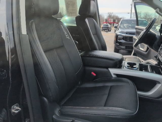 Used 2017 Nissan Titan PRO-4X image 44