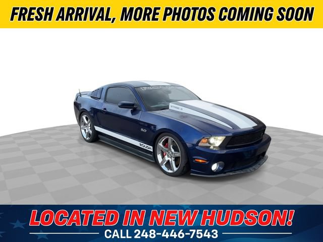 Used 2011 Ford Mustang GT Premium w/ Security Pkg RWD image 2