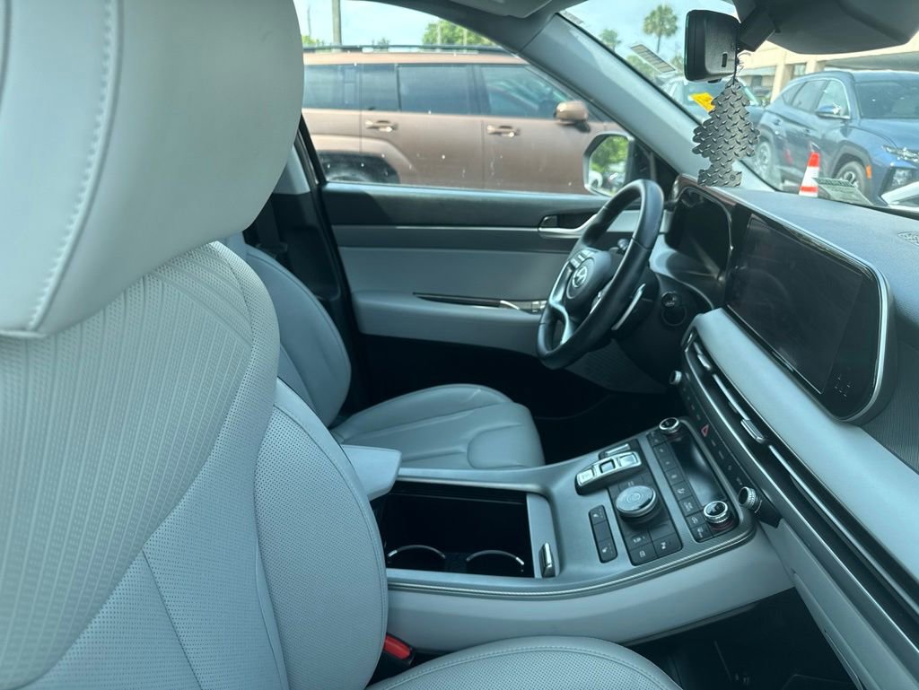 Used 2023 Hyundai Palisade SEL FWD image 7
