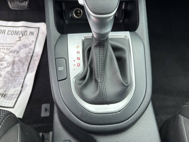 Used 2023 Kia Forte LXS w/ LXS Technology Package image 27