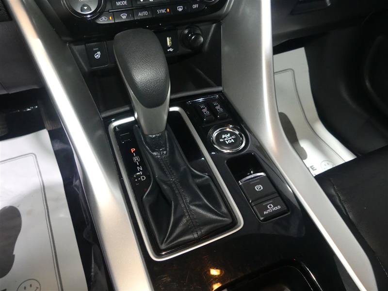 Used 2022 Mitsubishi Eclipse Cross SEL AWD/4WD image 37