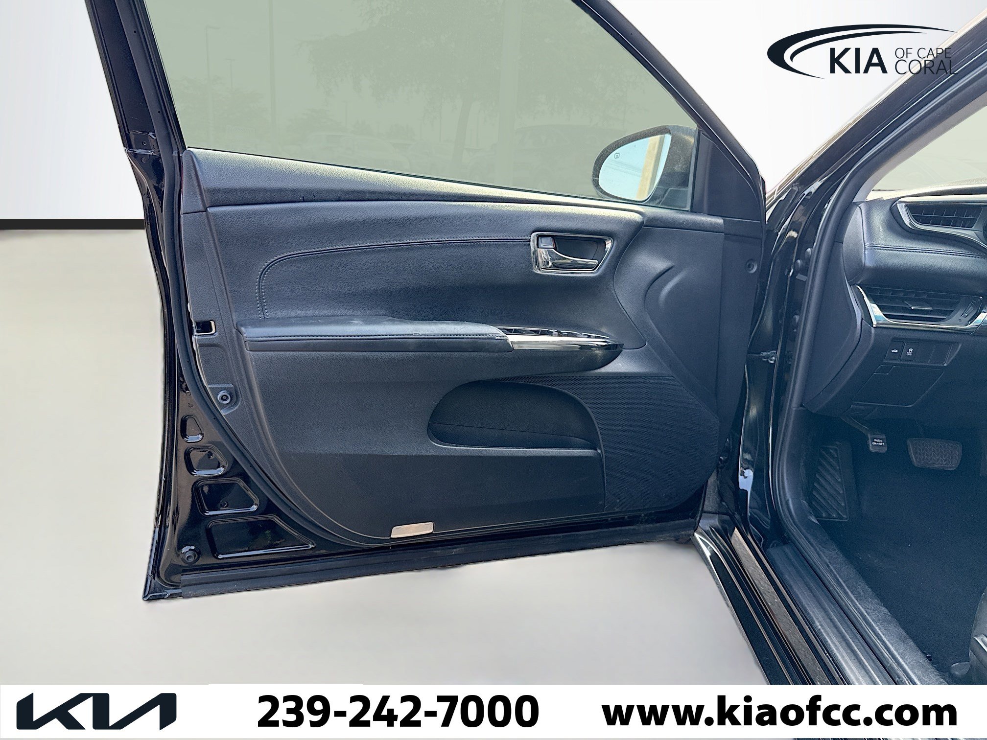 Used 2015 Toyota Avalon XLE Premium image 18