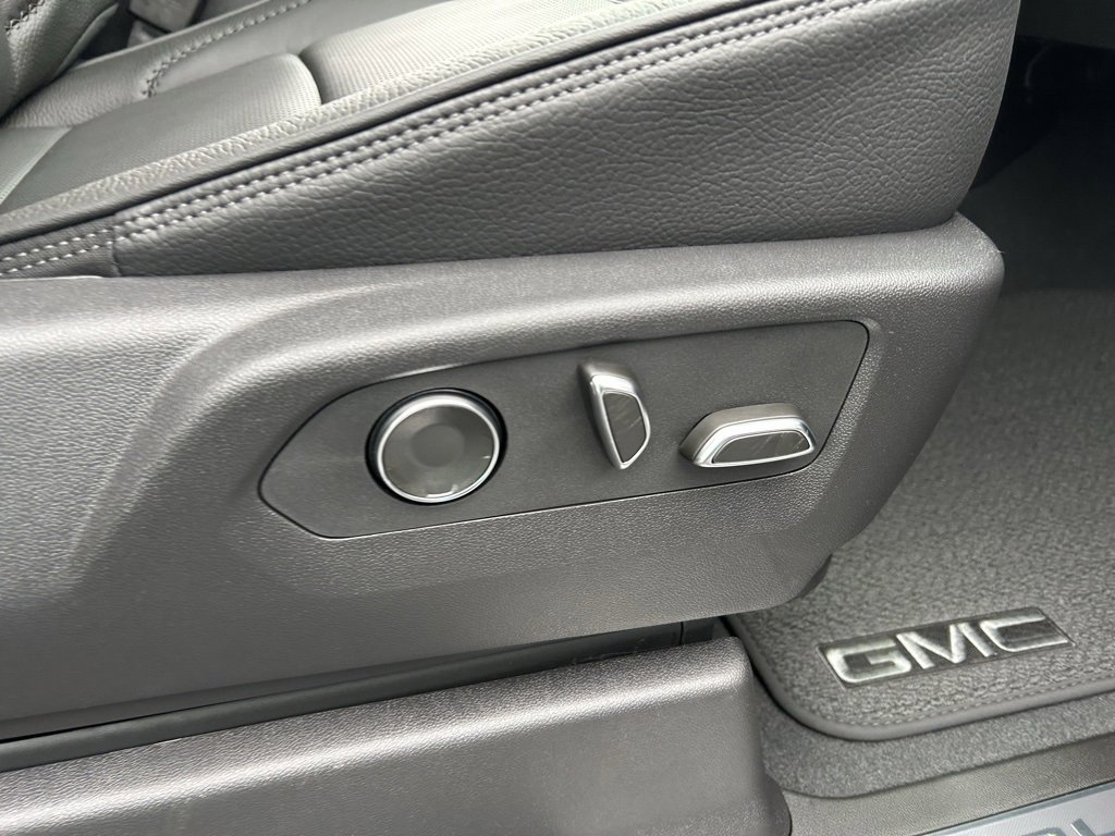 New 2025 GMC Sierra 1500 Denali w/ Technology Package image 53