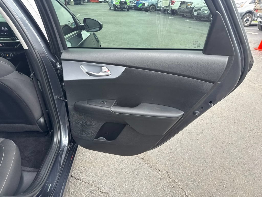 Used 2023 Kia Forte LXS FWD image 33