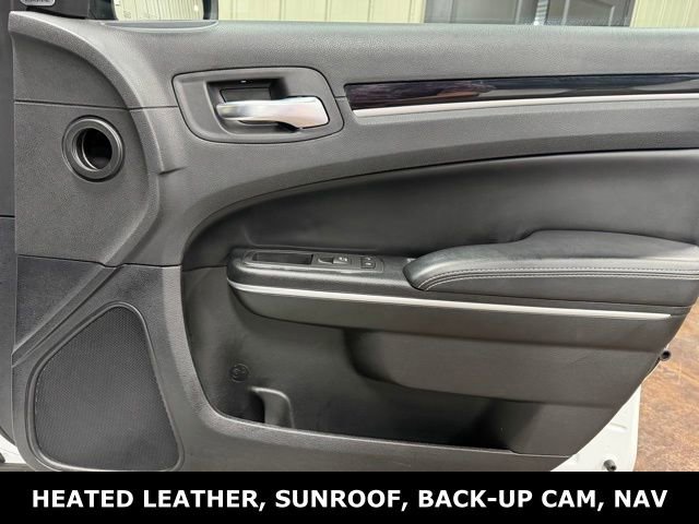 Used 2022 Chrysler 300 S image 25