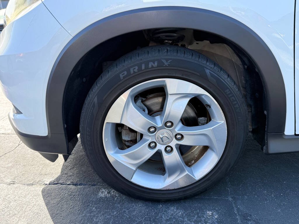 Used 2016 Honda HR-V LX image 28