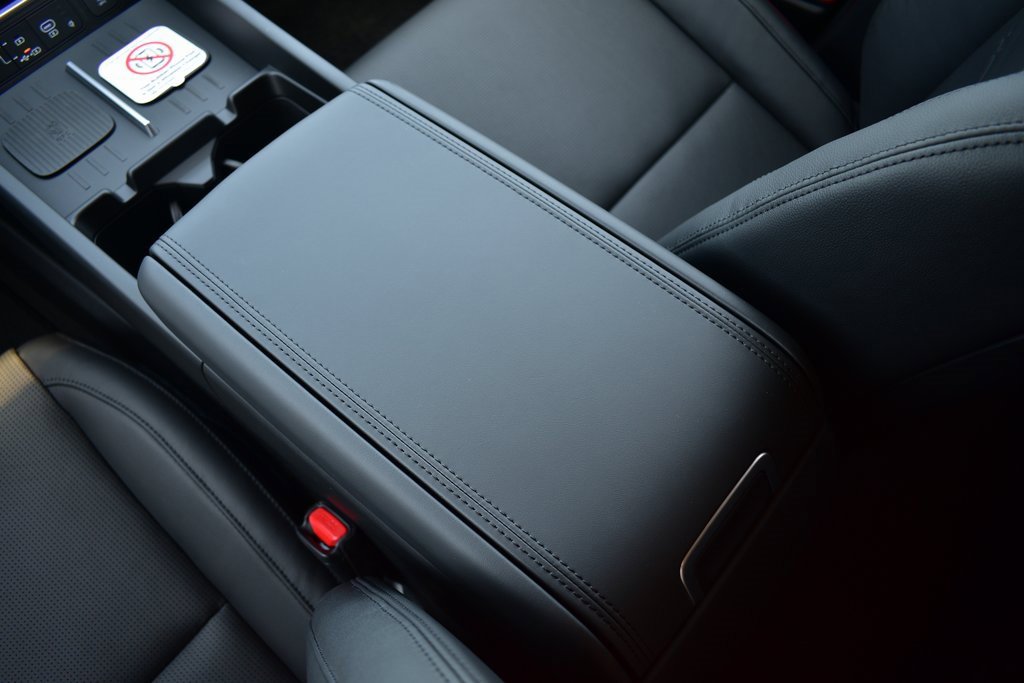 New 2025 Hyundai Santa Fe Limited image 40