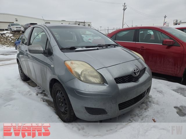 Used 2009 Toyota Yaris 2-Door Hatchback image 1
