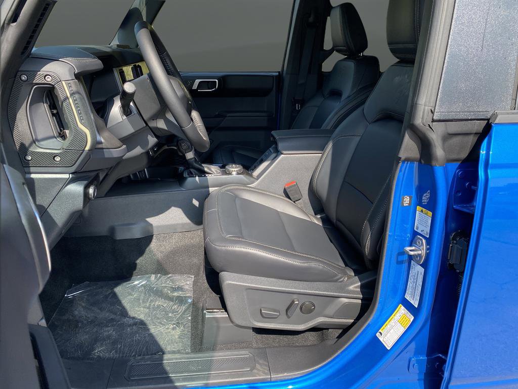 New 2025 Ford Bronco Badlands w/ Sasquatch Package image 4