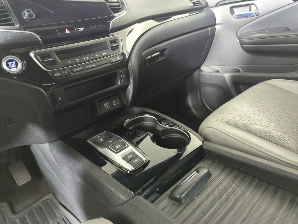 Certified 2019 Honda Passport Touring image 20