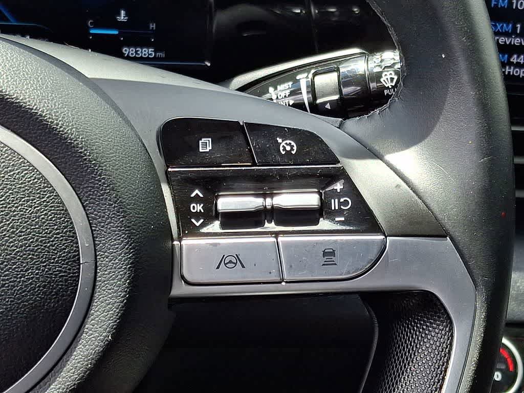 Used 2022 Hyundai Elantra SEL w/ Convenience Package FWD image 20