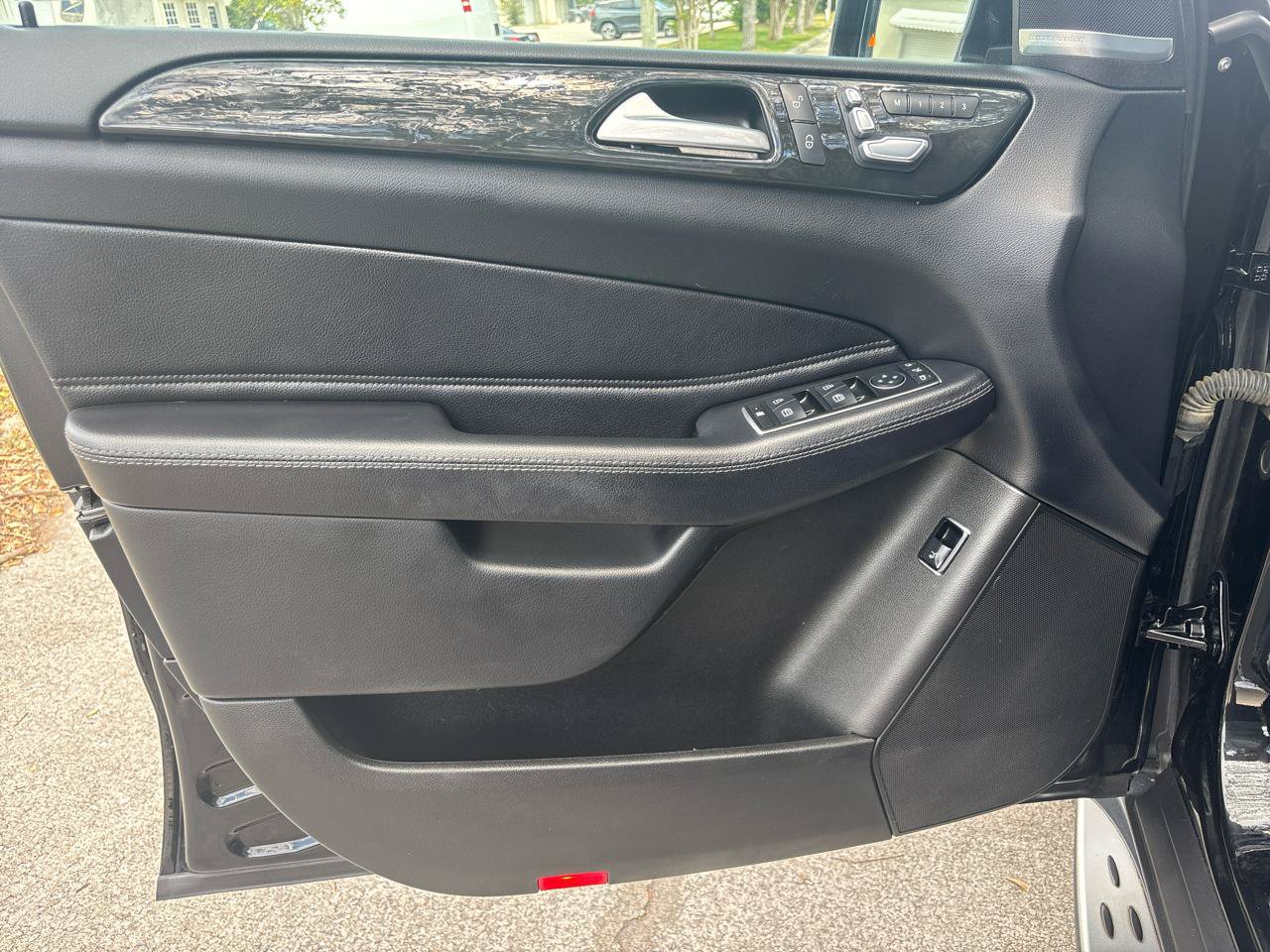 Used 2017 Mercedes-Benz GLE 350 4MATIC image 11