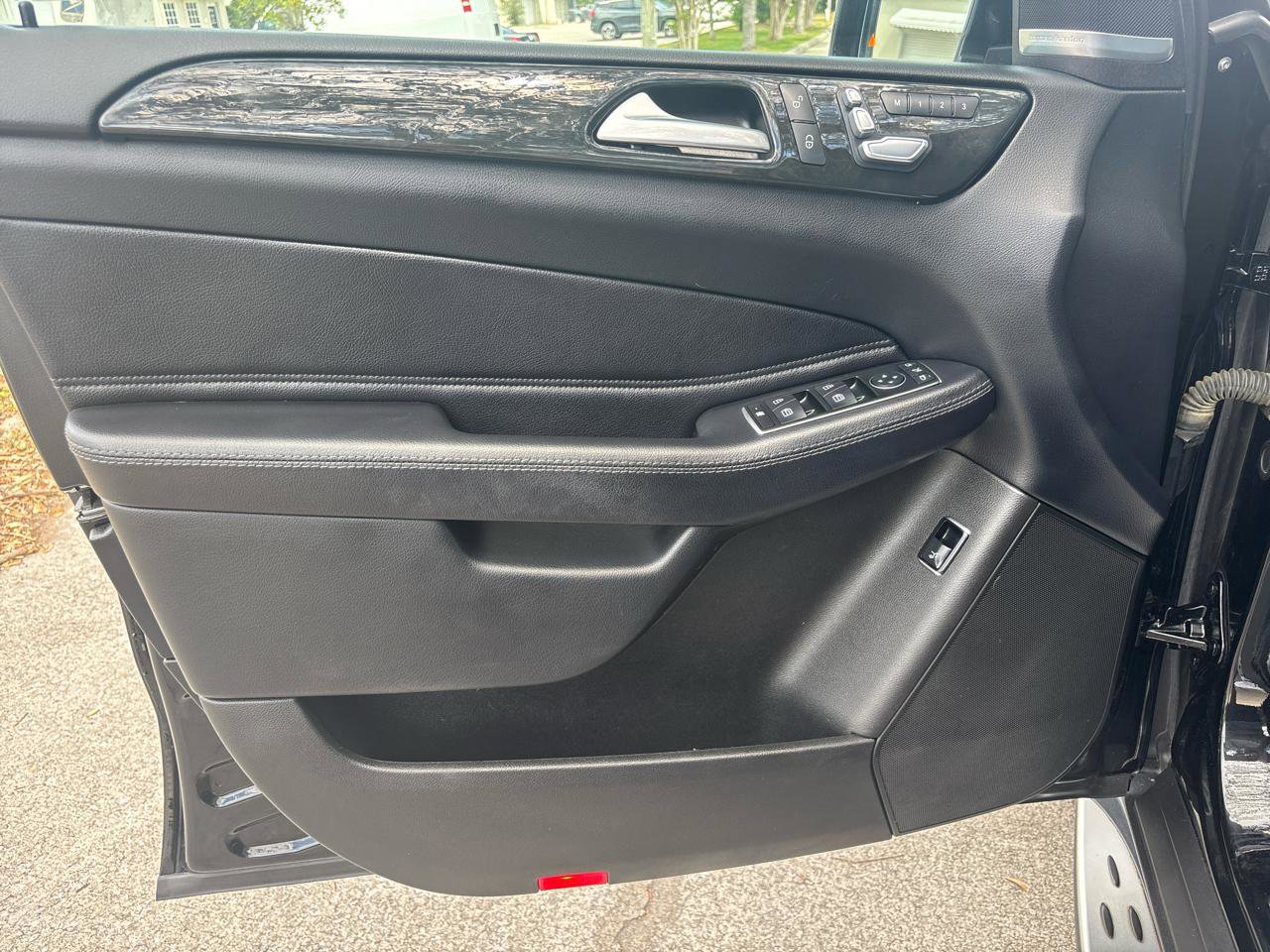 Used 2017 Mercedes-Benz GLE 350 4MATIC image 11