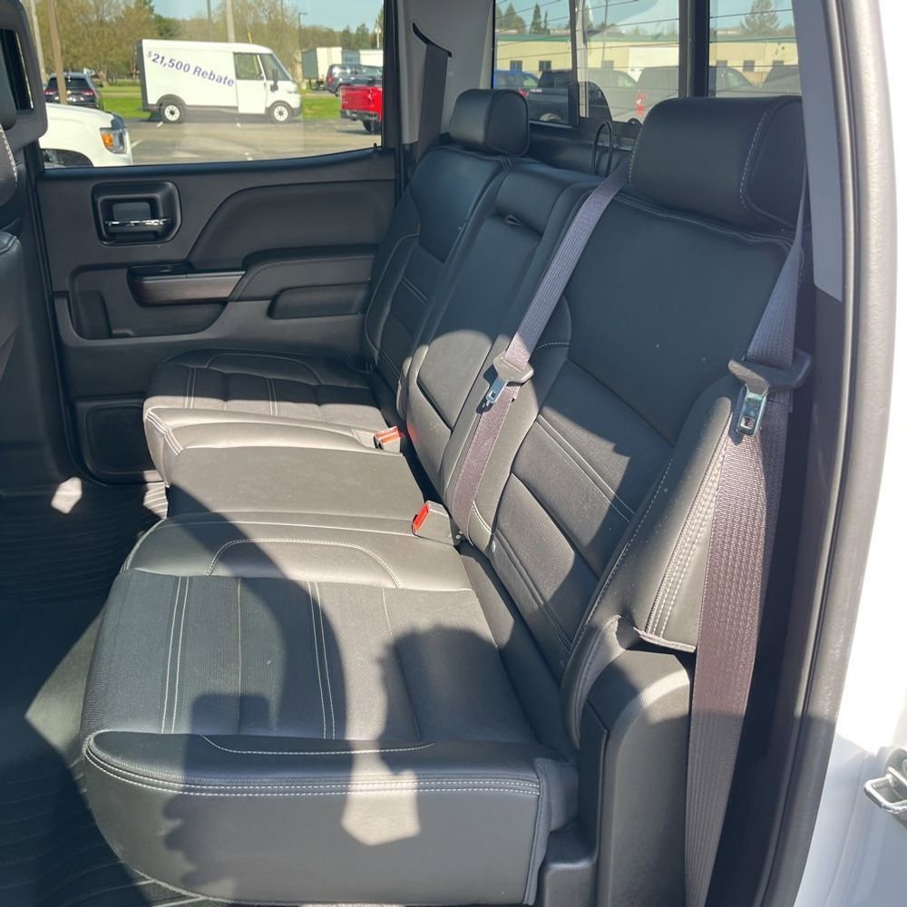 Used 2017 GMC Sierra 1500 Denali w/ Denali Ultimate Package AWD/4WD image 17