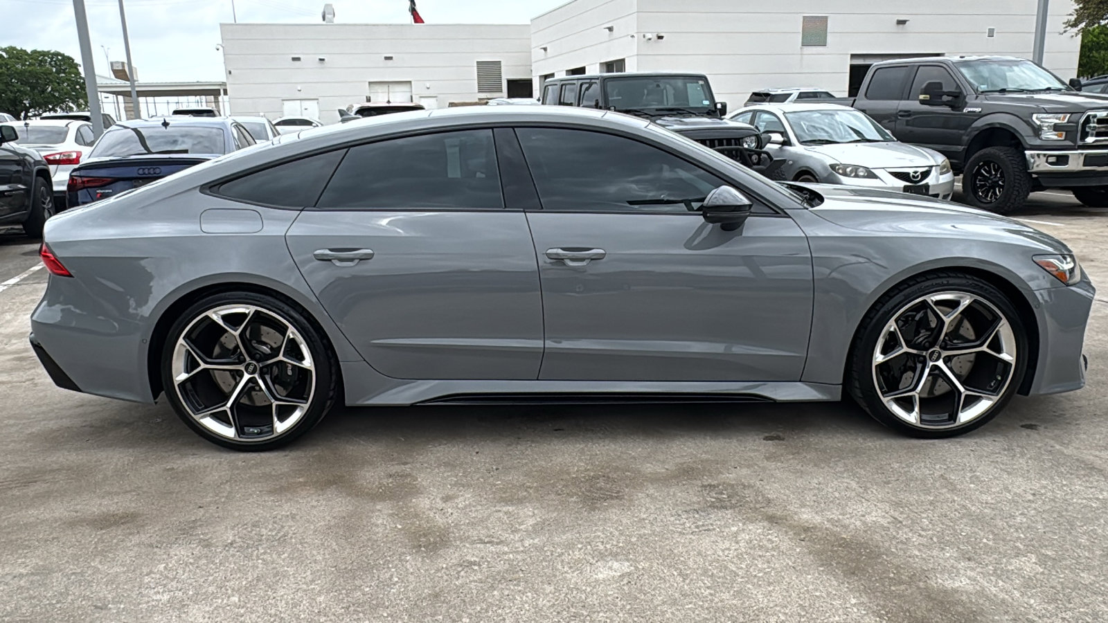 Used 2024 Audi RS 7 Performance AWD/4WD image 8