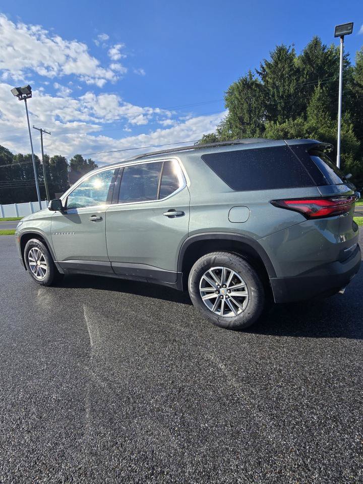 Used 2023 Chevrolet Traverse LT AWD/4WD image 8
