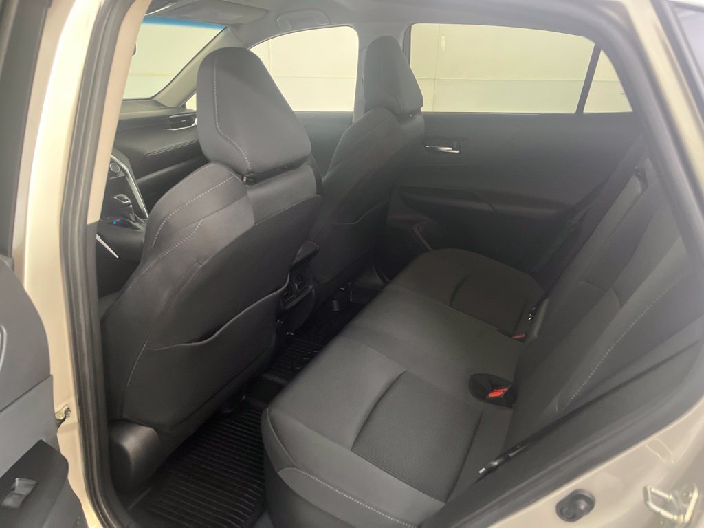 Used 2024 Toyota Venza LE AWD/4WD image 25