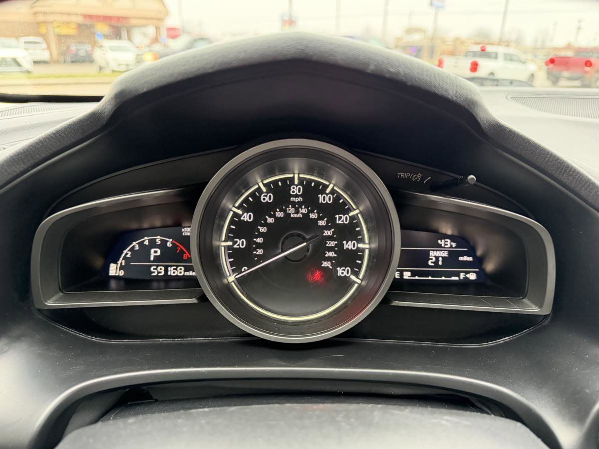 Used 2018 MAZDA MAZDA3 Touring image 26