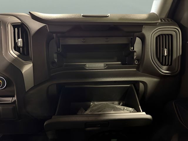 Used 2022 Chevrolet Silverado 1500 W/T AWD/4WD image 25