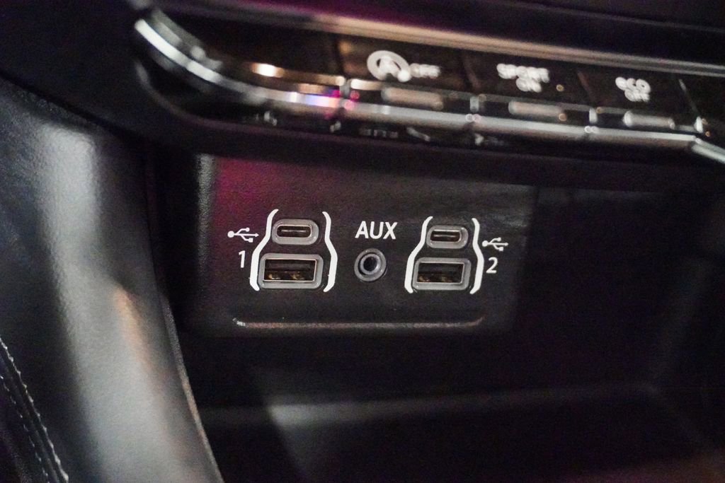 Certified 2024 Dodge Durango SXT w/ 3rd Row Seating Group image 22