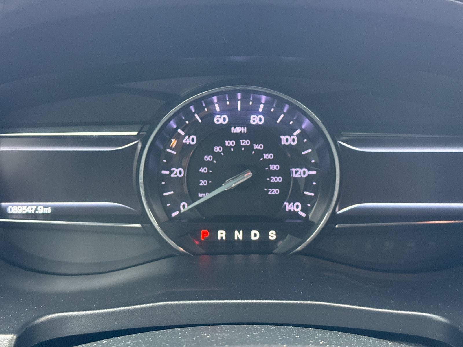 Used 2018 Ford Explorer Limited w/ Ford Safe & Smart Package FWD image 22
