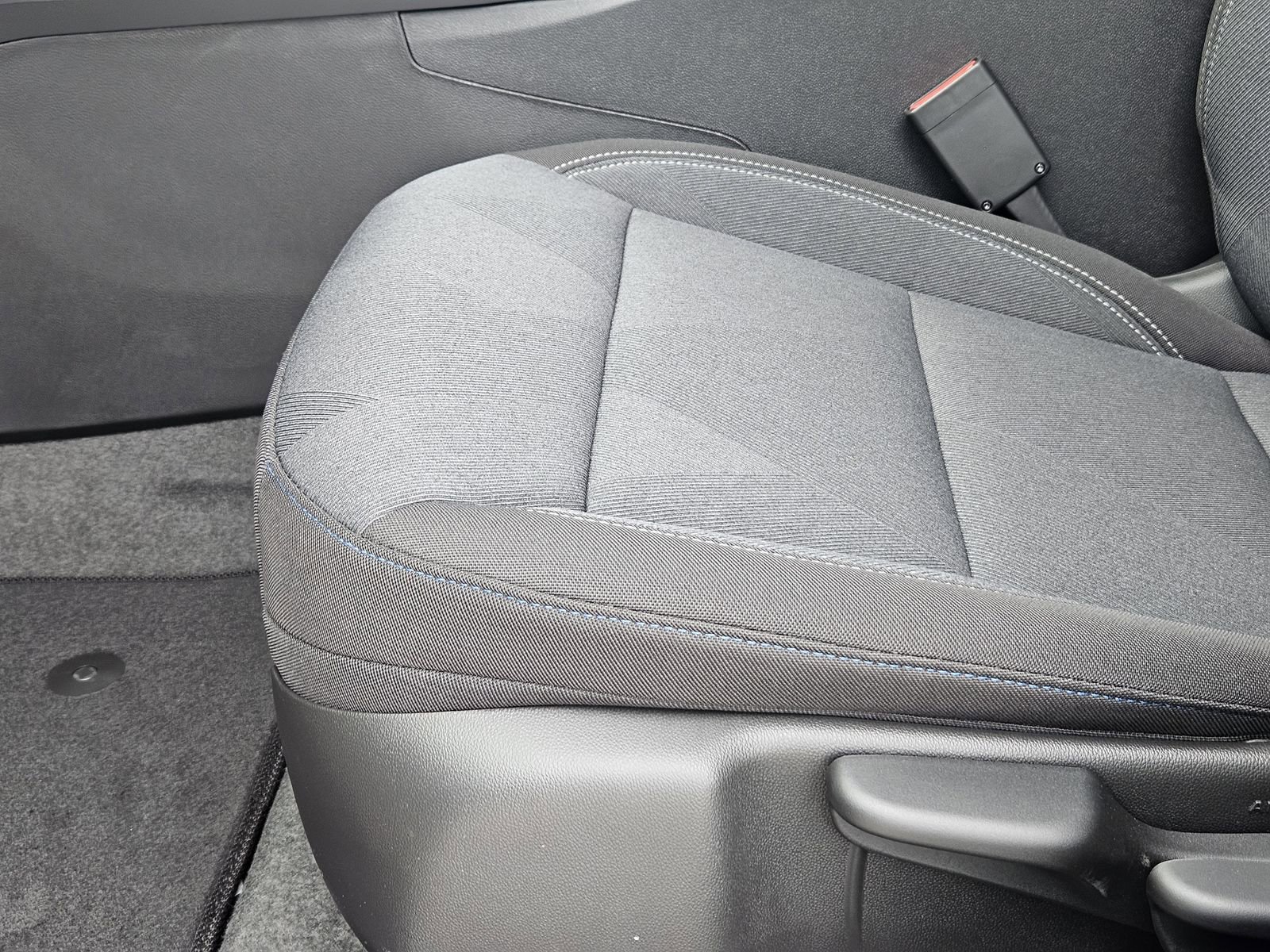 New 2026 Chevrolet Trax LS w/ Driver Confidence Package image 23