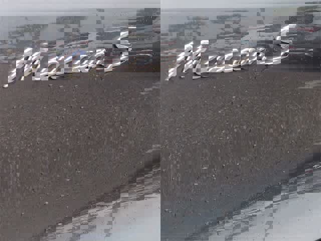 Used 2021 Porsche Macan S w/ Premium Package image 13