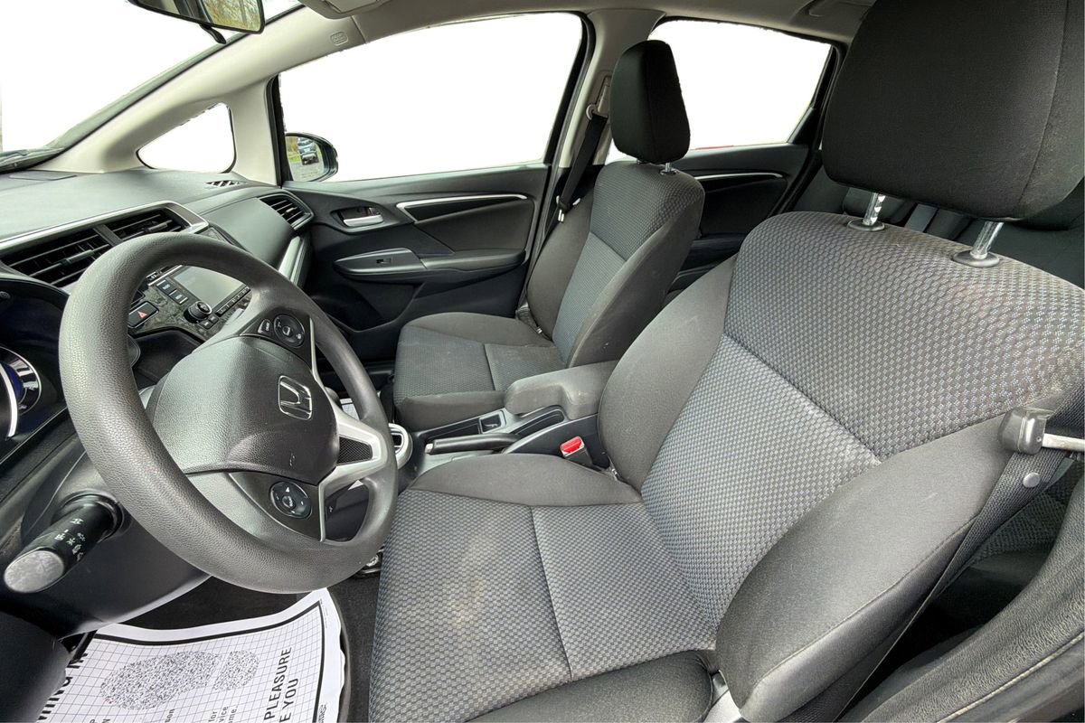 Used 2019 Honda Fit LX image 9