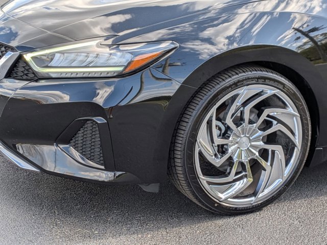 Certified 2023 Nissan Maxima SV w/ Floor Mat Group FWD image 9