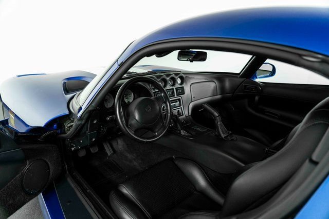 Used 1996 Dodge Viper GTS RWD image 16