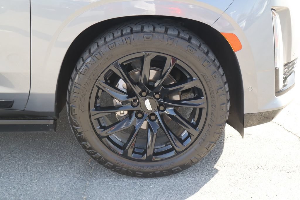 Used 2021 Cadillac Escalade Sport w/ Driver Assist Tech Package AWD/4WD image 10