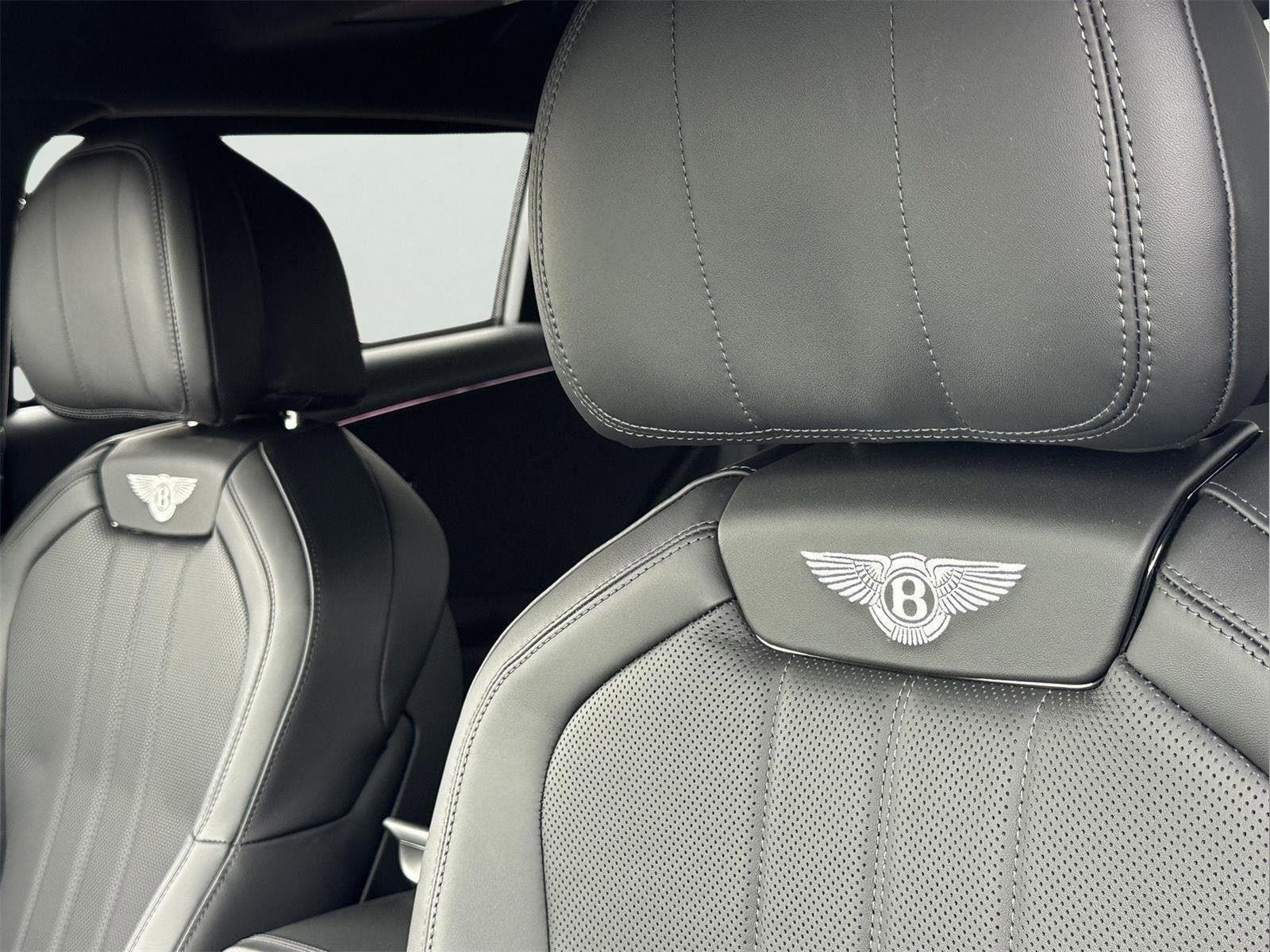 New 2026 Bentley Flying Spur Plug-In Hybrid AWD/4WD image 17