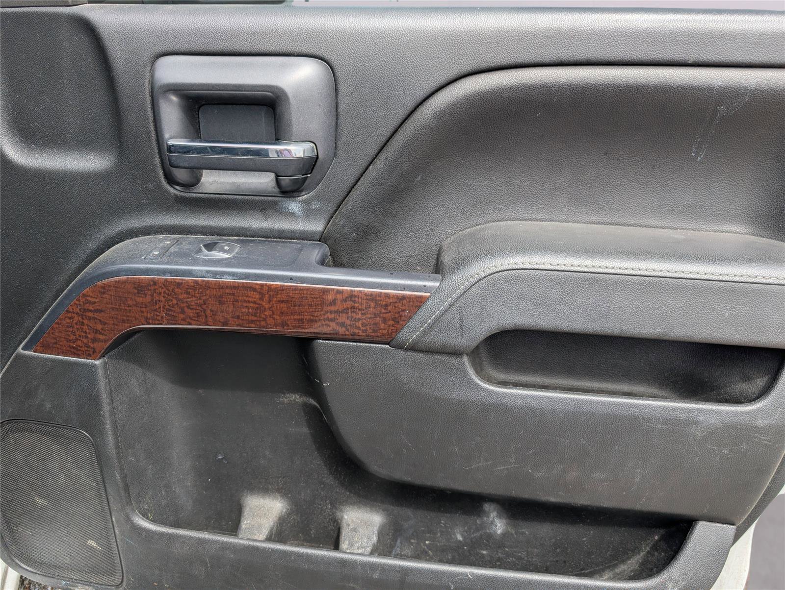 Used 2014 GMC Sierra 1500 SLE w/ SLE Value Package image 37