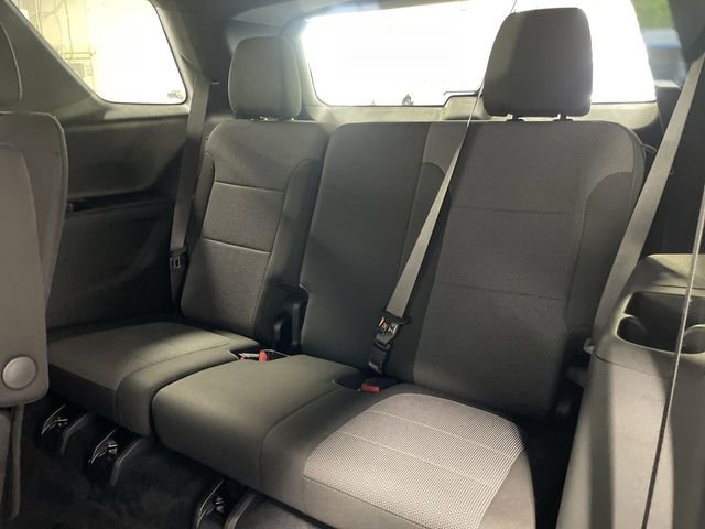 Used 2023 Chevrolet Traverse LT AWD/4WD image 24
