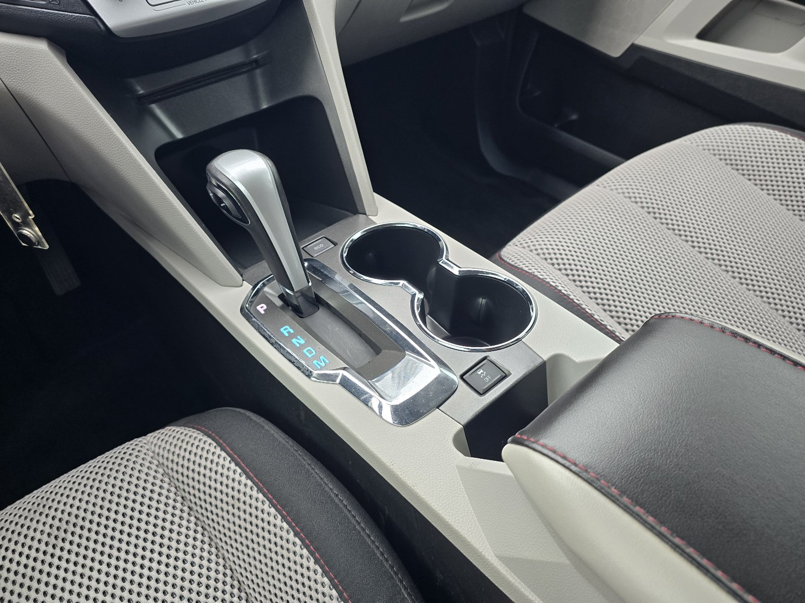 Used 2015 Chevrolet Equinox LT w/ Driver Convenience Package FWD image 17