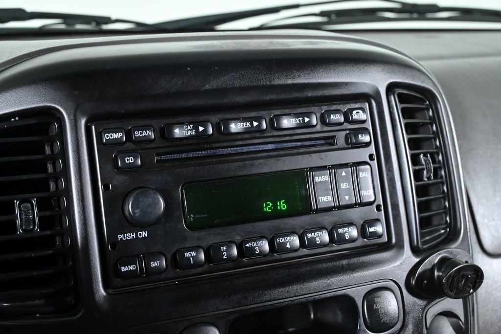 Used 2006 Ford Escape XLS image 12