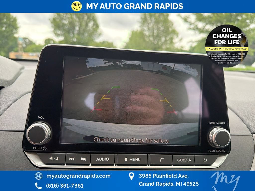 Used 2025 Nissan Altima 2.5 SV FWD image 22