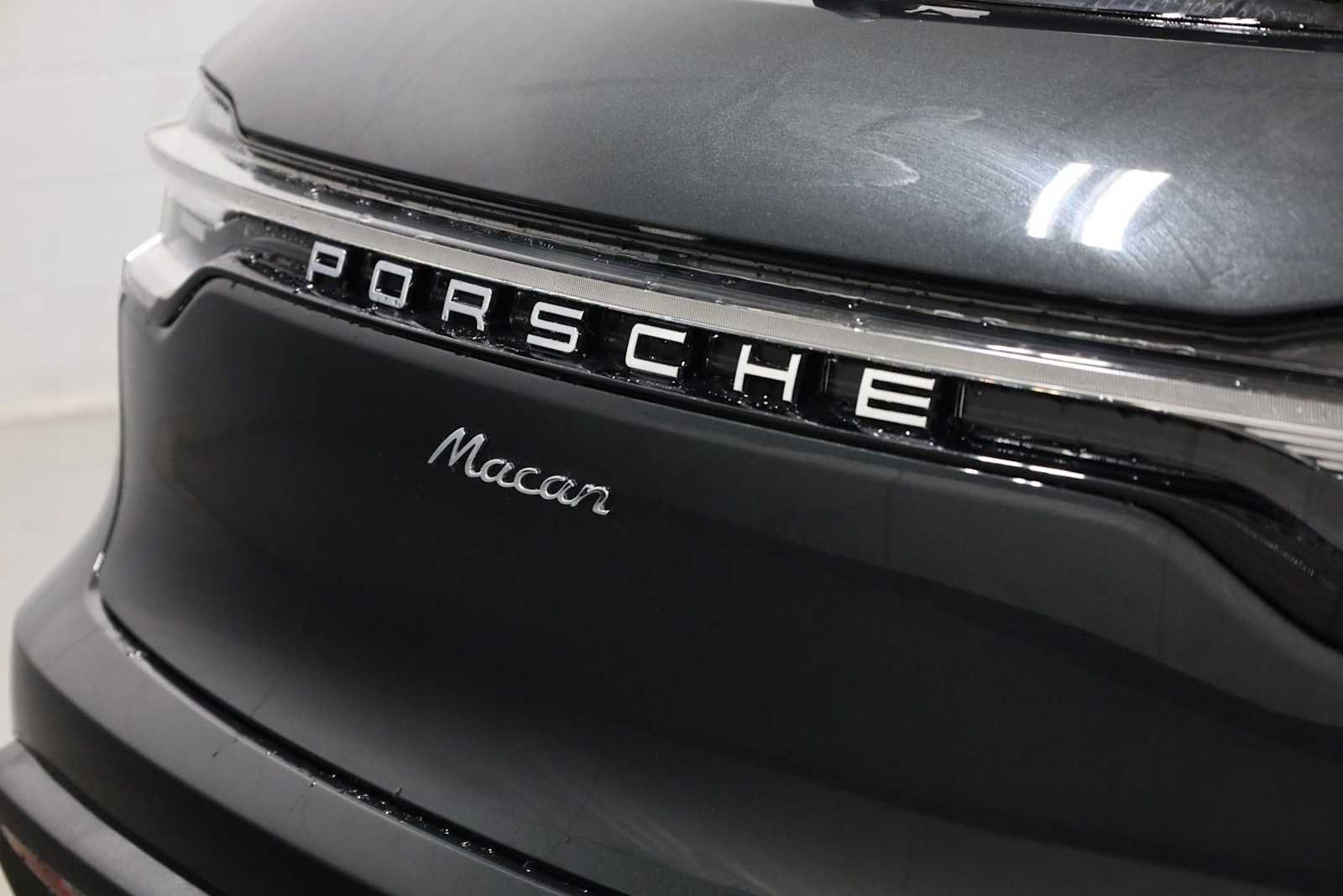 New 2026 Porsche Macan image 8
